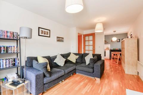 2 bedroom flat for sale, Sherwood Court, East Dulwich, London, SE22