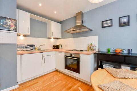 2 bedroom flat for sale, Sherwood Court, East Dulwich, London, SE22