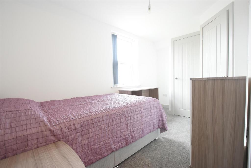 FFF Bedroom.JPG