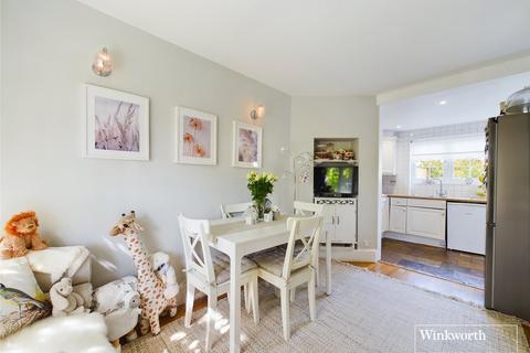 3 bedroom end of terrace house for sale, Roe End, London NW9