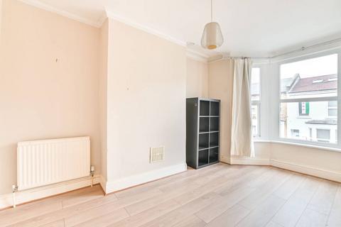 3 bedroom maisonette for sale, Beaconsfield Road, Willesden, London, NW10