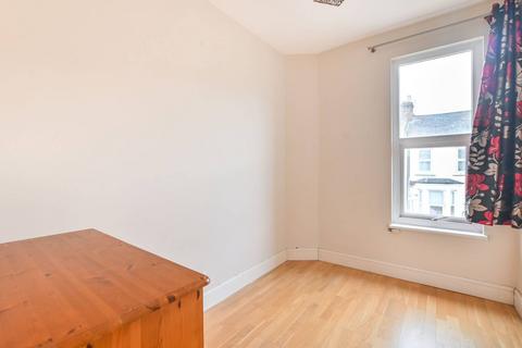 3 bedroom maisonette for sale, Beaconsfield Road, Willesden, London, NW10