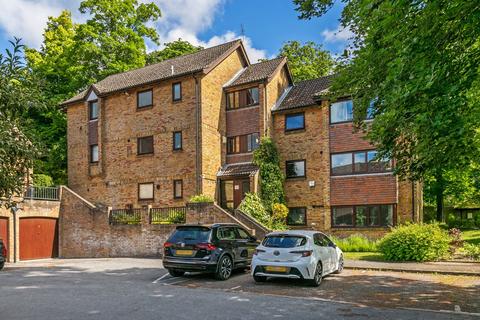 2 bedroom flat for sale, Monmouth Square, Winchester, SO22