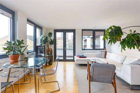 3 bedroom apartment for sale, Dalston Lane, London, E8