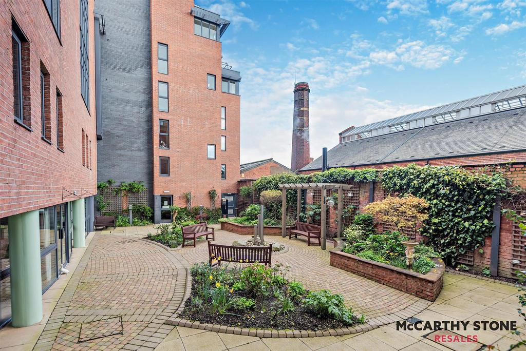 Forest Court