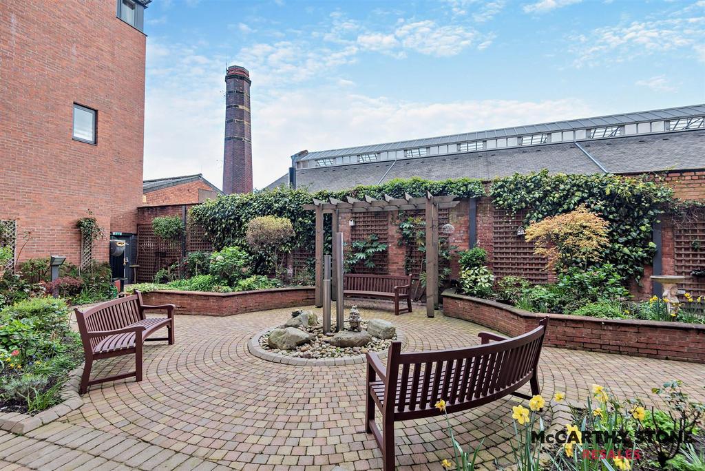 Forest Court
