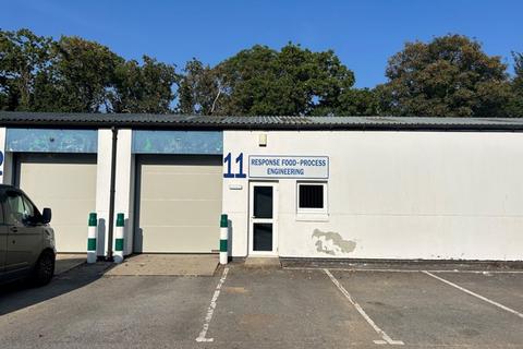 Industrial unit to rent, South Brent TQ10