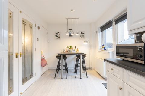 5 Burghtoft, Edinburgh, EH17 8RR