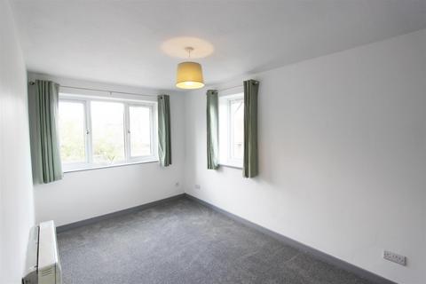 1 bedroom flat to rent, Mill Road, Eastbourne