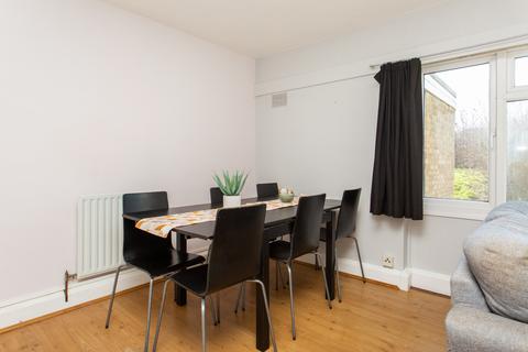 9 Bawden Close, Canterbury, CT2 7DW