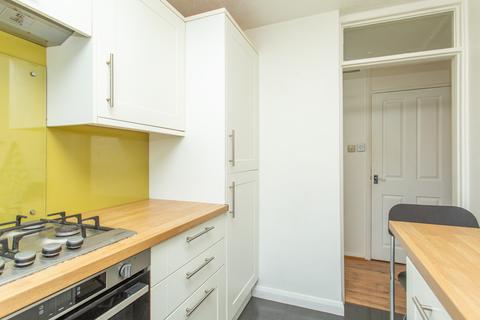 9 Bawden Close, Canterbury, CT2 7DW
