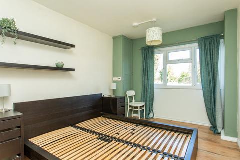 9 Bawden Close, Canterbury, CT2 7DW