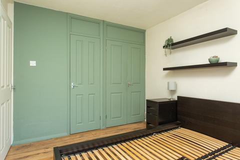 9 Bawden Close, Canterbury, CT2 7DW
