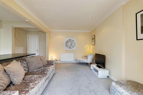 3 bedroom terraced house for sale, Bramley Road, Worthing