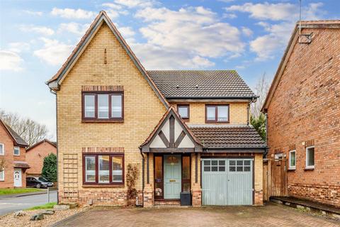 4 bedroom detached house for sale, St. Catherines Road, Evesham WR11