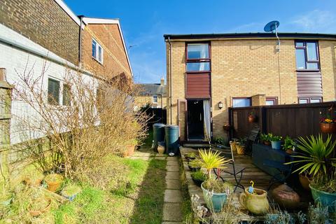 2 bedroom end of terrace house for sale, Kings Road, East Cowes, Isle of Wight