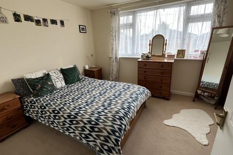 57 Gordon Road, Ashford, TW15 3ES
