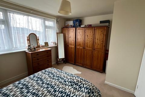 57 Gordon Road, Ashford, TW15 3ES