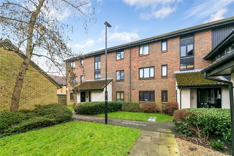 1 bedroom apartment for sale, Deerhurst Close