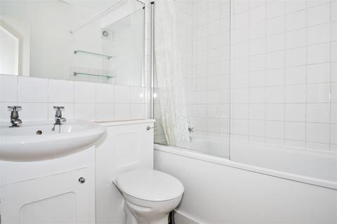 2 bedroom apartment for sale, London Terrace, Shoreditch E2