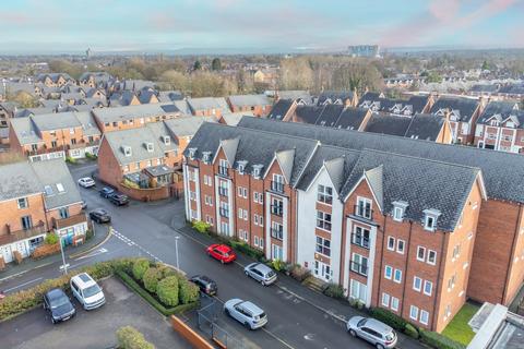 2 bedroom flat to rent, Houseman Crescent, West Didsbury, Manchester, M20
