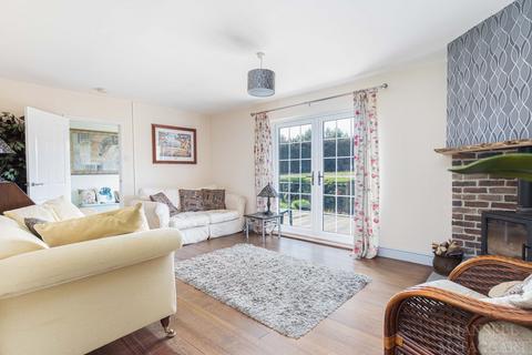 undefined, Homestall Road, RH19 3PE RH19