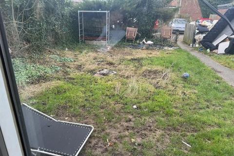 Flat 2, 100 Langley Road, Slough, SL3 7TB