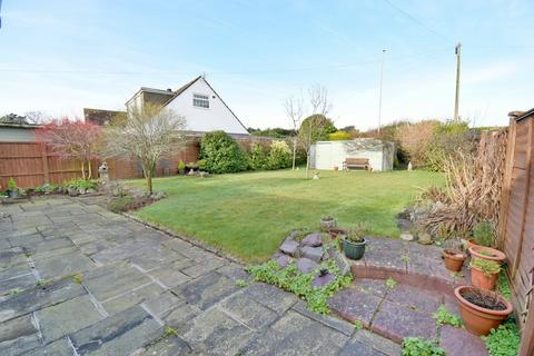 2 bedroom bungalow for sale, Caister Close, Ferndown, BH22