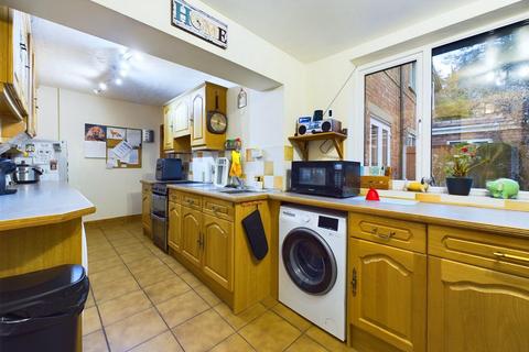 3 bedroom terraced house for sale, Habberley Road, Pontesbury, Shrewsbury