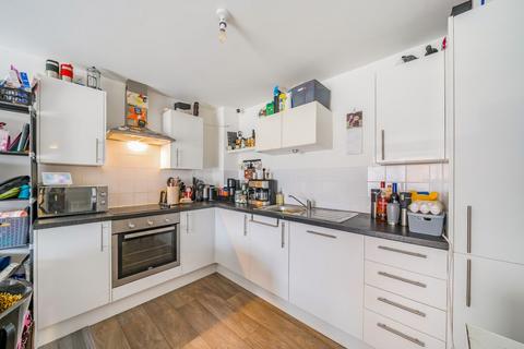 2 bedroom flat for sale, Flat , Plough House, Harrow Close, Bedford