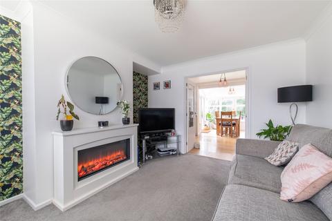 13 Grangeways Close, Northfleet, Gravesend, DA11 8NX