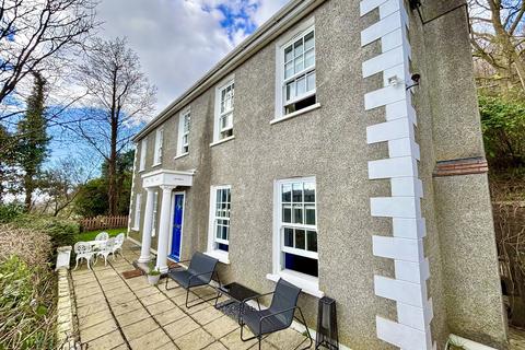 4 bedroom detached house for sale, Graig Road, Godrergraig, Swansea.