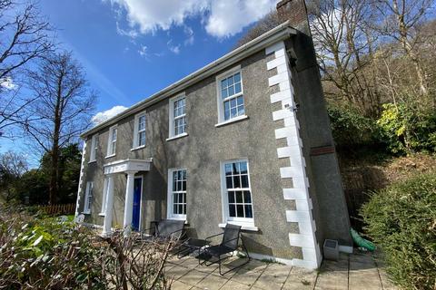 4 bedroom detached house for sale, Graig Road, Godrergraig, Swansea.