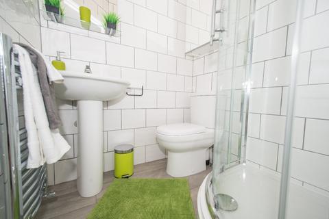 undefined, En Suite 2, 24a Edward Street, Luton, Bedfordshire, LU2 0NF