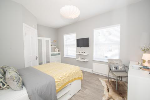 undefined, En Suite 2, 24a Edward Street, Luton, Bedfordshire, LU2 0NF