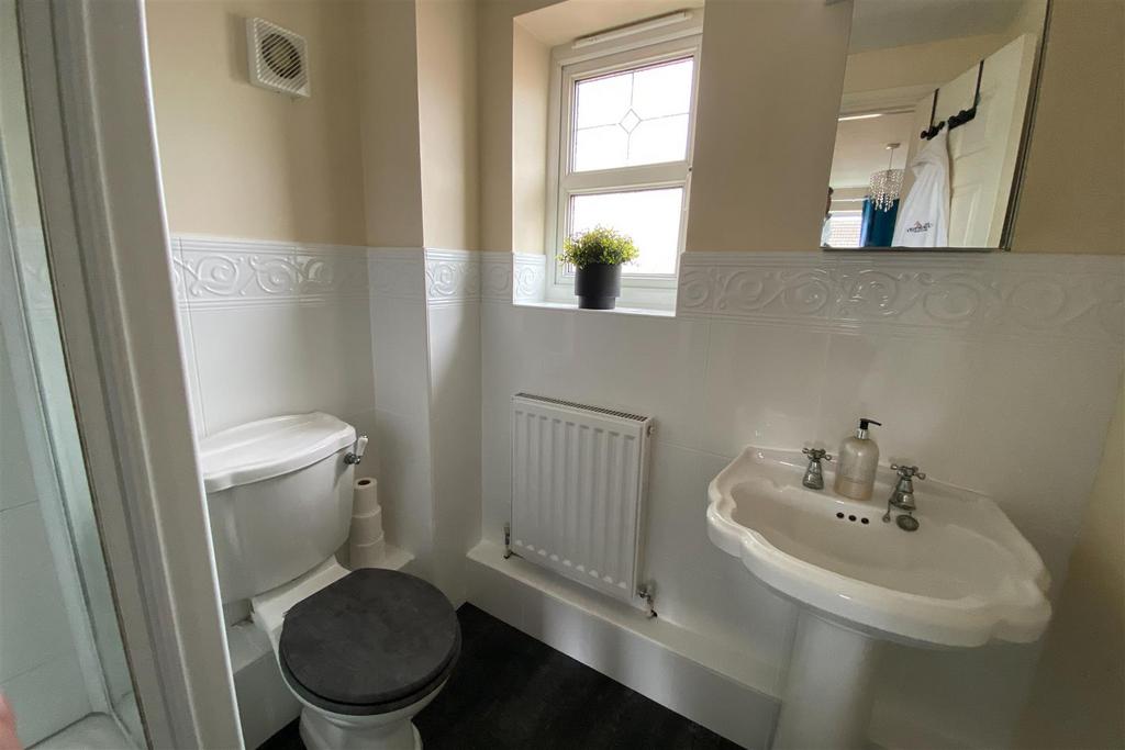 Master Ensuite