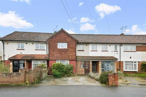 3 bedroom terraced house for sale, Canterbury Road, Feltham TW13