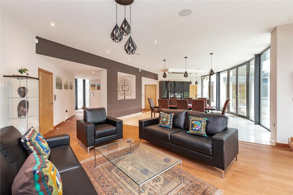 Living/ Dining