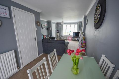 3 bedroom detached house for sale, Green Chase, Eckington, Sheffield, S21