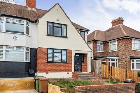 3 bedroom end of terrace house for sale, Oakshade Road, Bromley