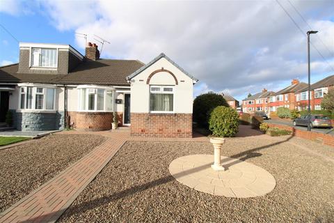 2 bedroom semi-detached bungalow for sale, Debdon Gardens, North Heaton, Newcastle Upon Tyne