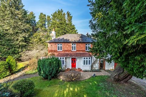 4 bedroom detached house for sale, Godstone Road, Old Oxted