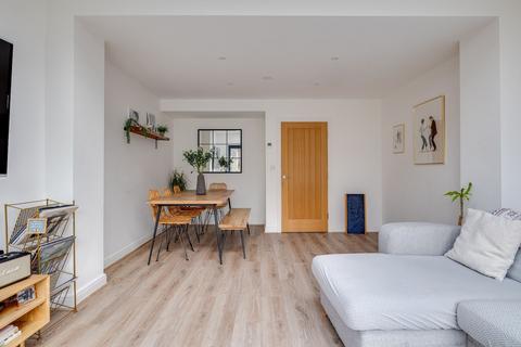 3 bedroom terraced house for sale, Alexandra Mews, Chester CH4