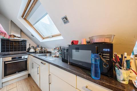 1 bedroom penthouse for sale, Dene Road, Guildford, Surrey, GU1