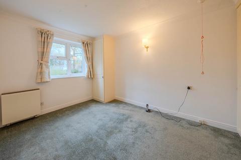 1 bedroom apartment for sale, Flat 4, The Woodlands, The Spinney, Leeds, West Yorkshire