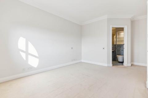 3 bedroom apartment for sale, Walnut Court, Kensington Green, W8