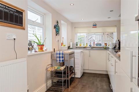 3 bedroom terraced house for sale, Graham Road, Worthing