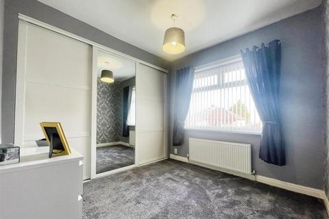 35 Leafield Crescent, Bradford, BD2 3SG