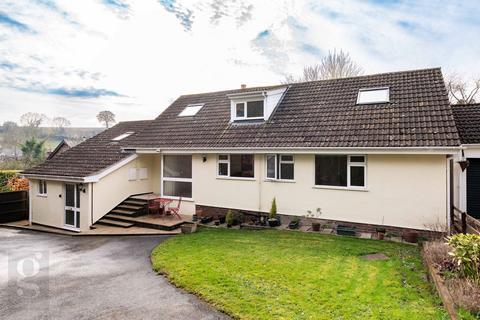 undefined, 4 Bed Detached with 2 Bed Annexe – Kingsthorne, Hereford