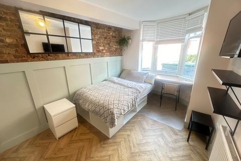 undefined, En Suite, Park Street, Luton, Bedfordshire, LU1 3EU